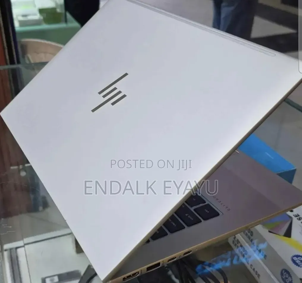 New Laptop HP EliteBook 840 G10 16GB Intel Core i7 SSD 512GB