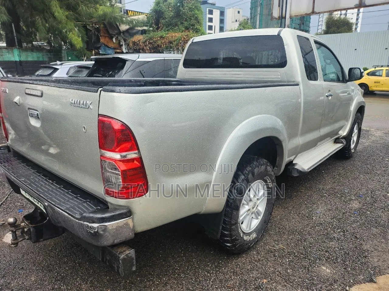 Toyota Hilux 3.0 D-4D 4x4 2014 Gold