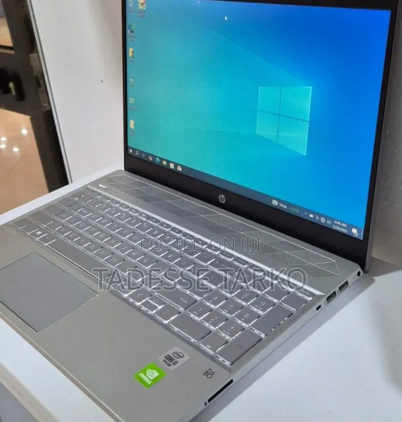 New Laptop HP Pavilion 15 8GB Intel Core i5 SSD 512GB
