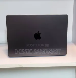 New Laptop Apple MacBook Pro 16GB Intel Core i7 SSD 1T