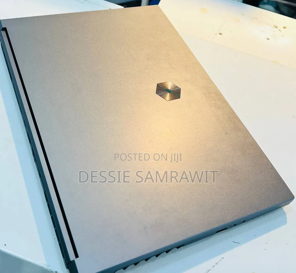 New Laptop Mecer 16GB Intel Core i7 SSD 512GB