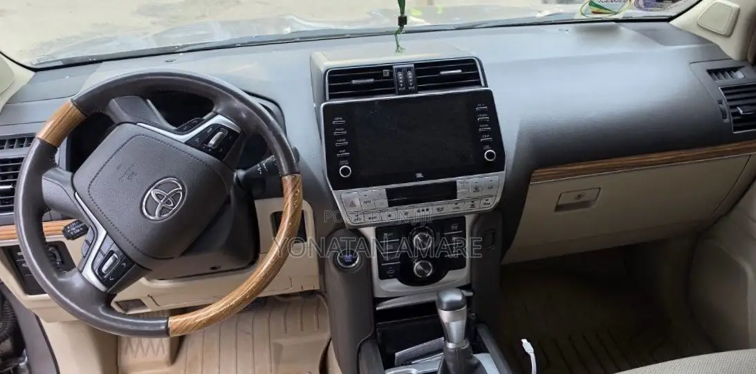 Toyota Land Cruiser 2019 Black