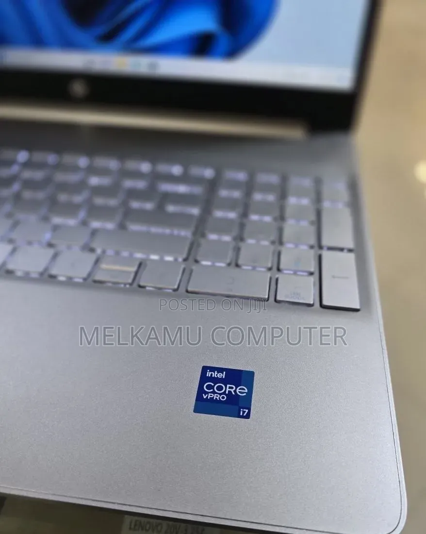 New Laptop HP Stream Notebook 16GB Intel Core i7 SSD 512GB