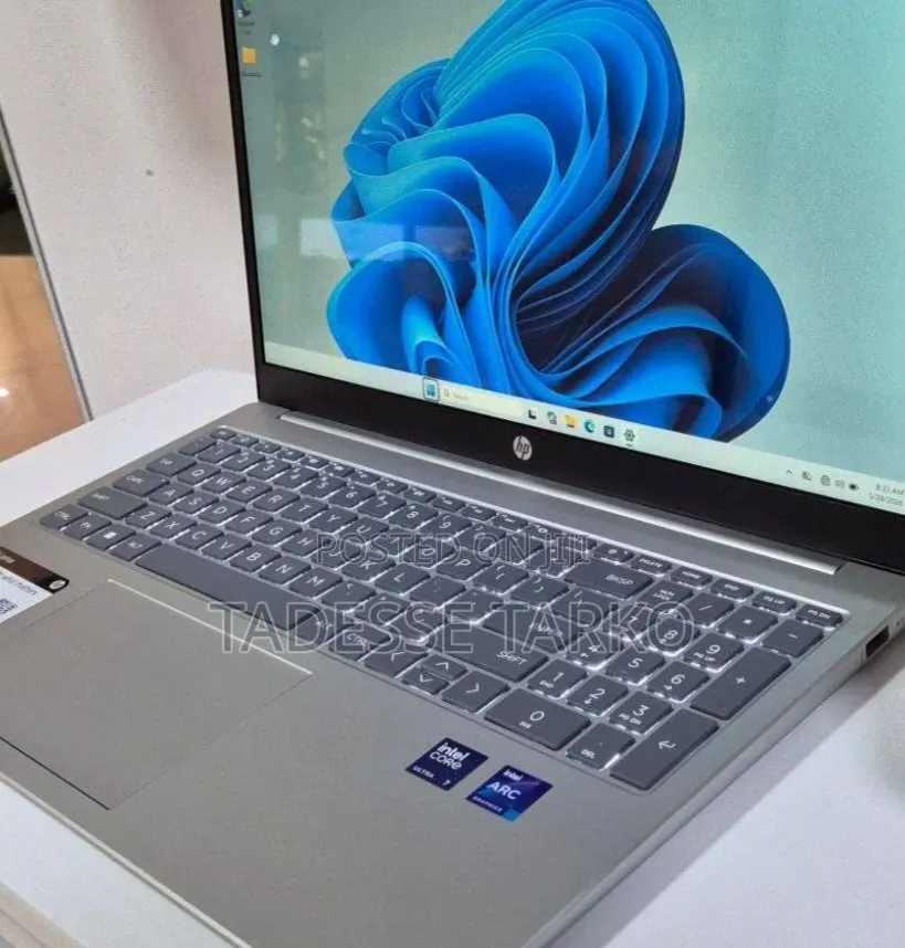 New Laptop HP 16GB Intel Core Ultra 7 SSD 1T