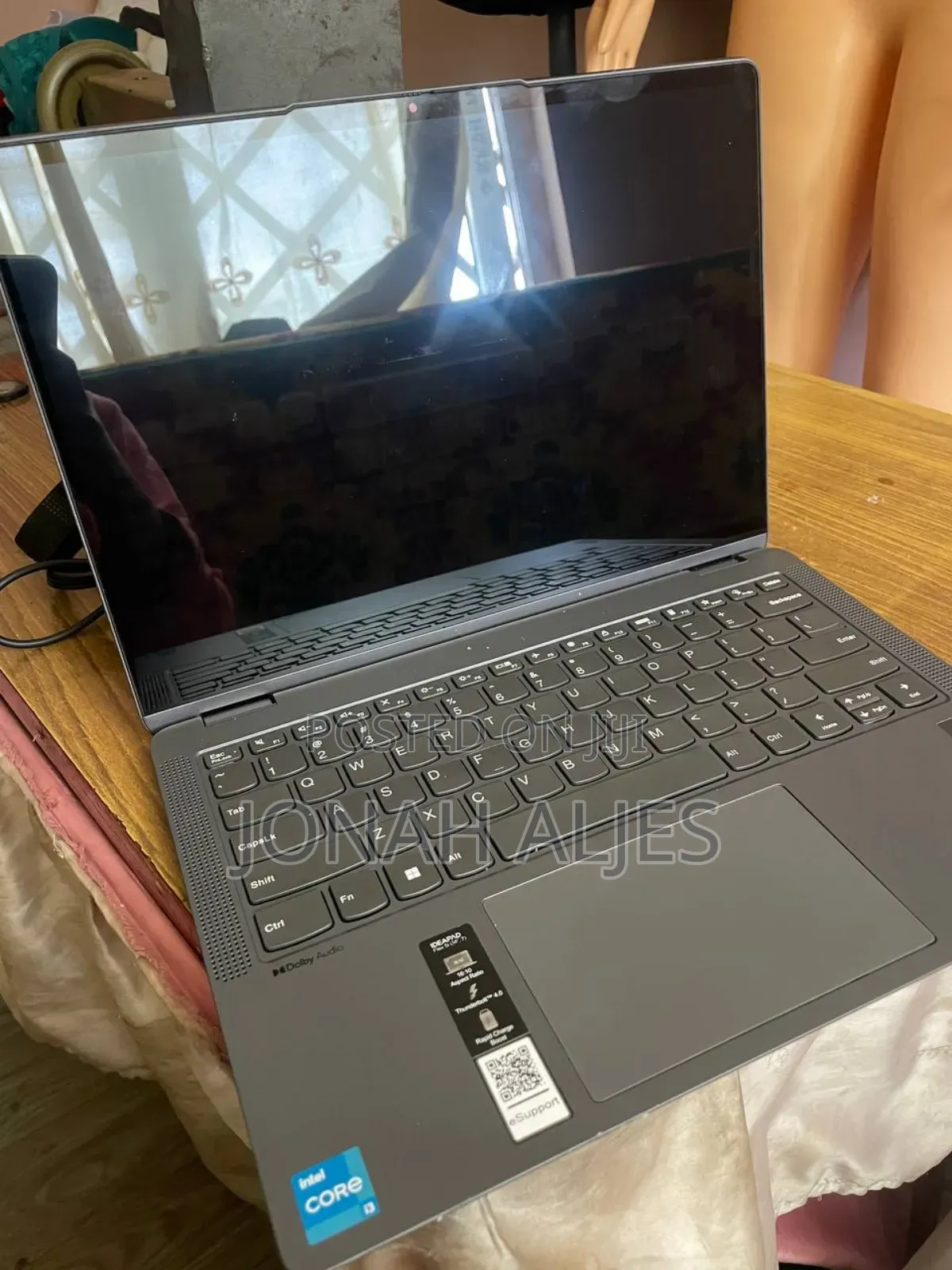 New Laptop Lenovo IdeaPad Flex 14 8GB Intel Core i3 SSD 256GB