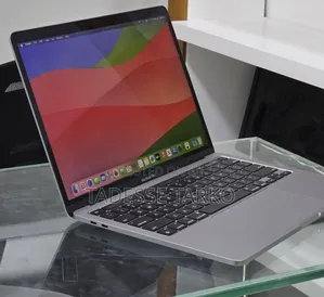 New Laptop Apple MacBook Pro 2020 M1 8GB Apple M1 Pro SSD 512GB