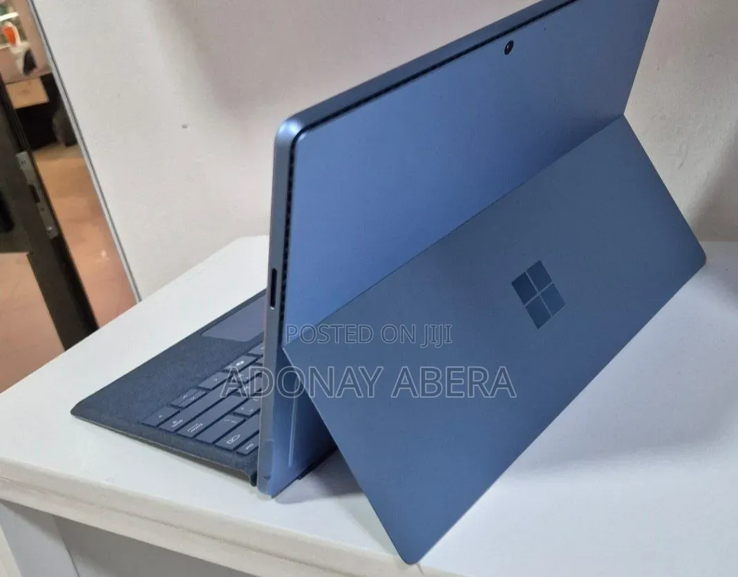 New Microsoft Surface Pro 11th Edition, a Copilot+ PC 16GB SSD 512GB