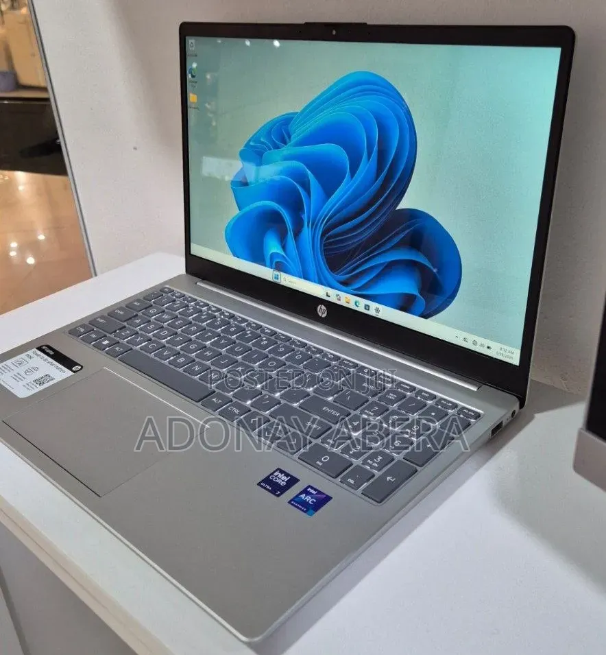New Laptop HP 15 16GB Intel Core Ultra 7 SSD 1T