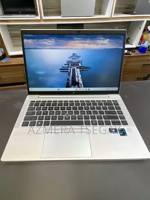 New Laptop HP EliteBook 840 G8 16GB Intel Core i7 SSD 512GB