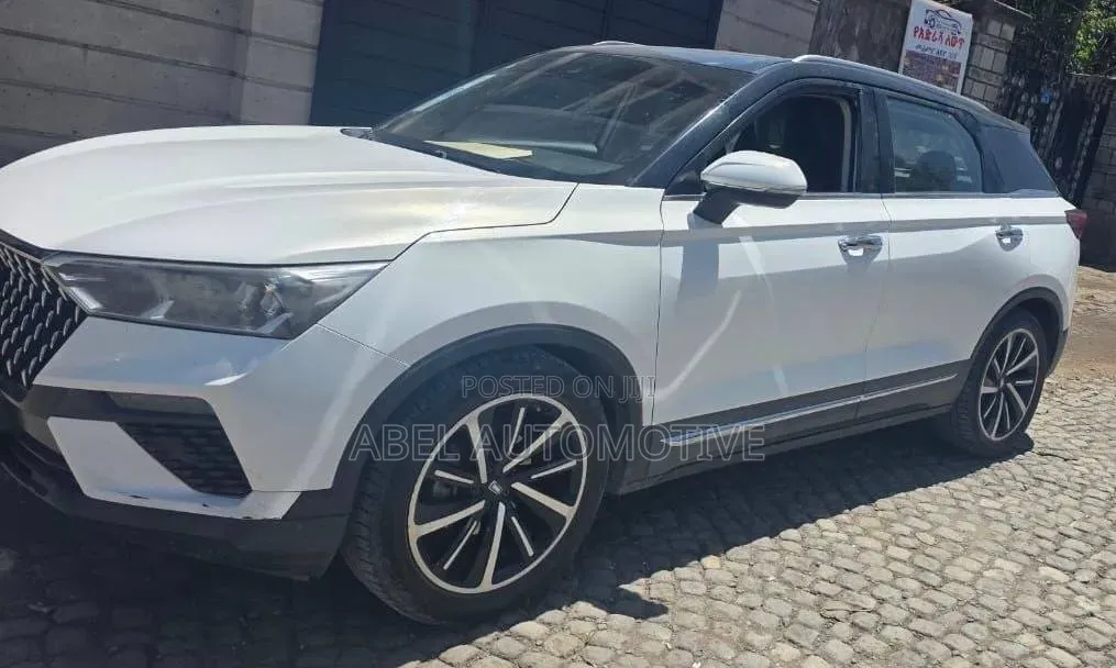 Bestune T77 1.2 FWD 2021 White