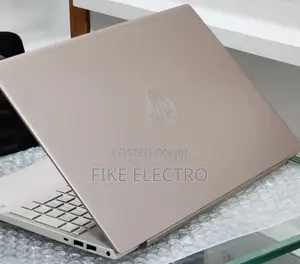 New Laptop HP Pavilion 15 8GB Intel Core i5 SSD 512GB
