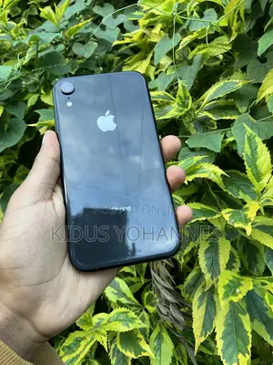 Apple iPhone XR 64 GB Black