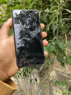 Apple iPhone XS 64 GB Black