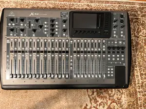 Behringer X32