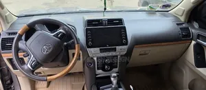 Toyota Land Cruiser Prado 2019 Black