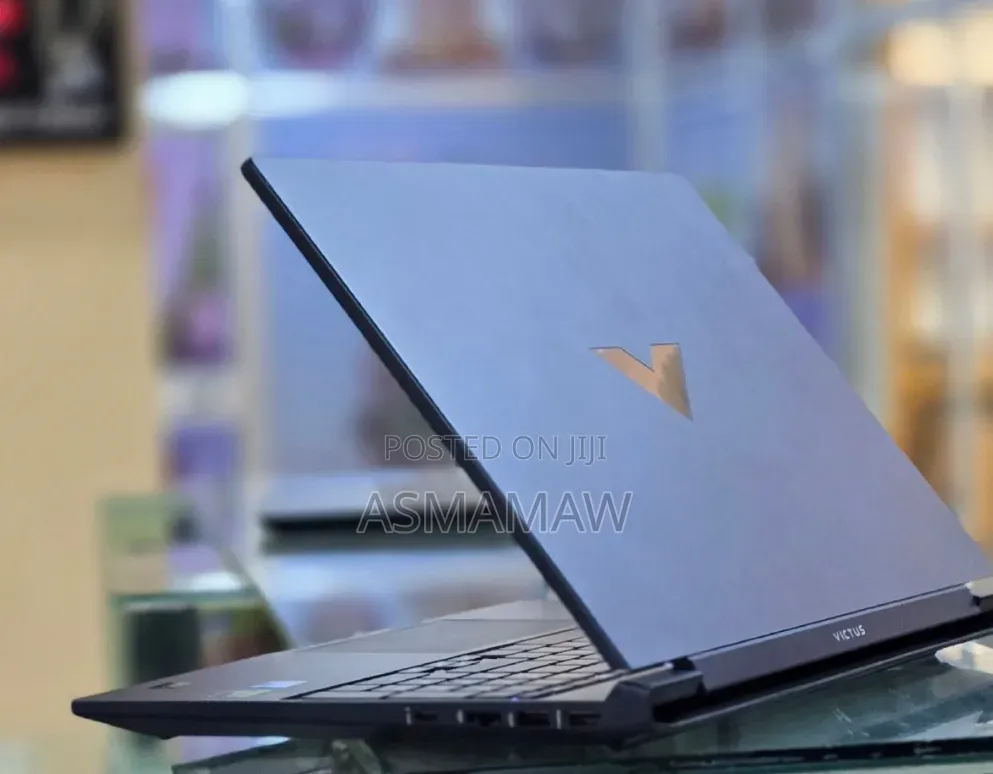 New Laptop HP Victus 15 16GB Intel Core i7 SSD 512GB