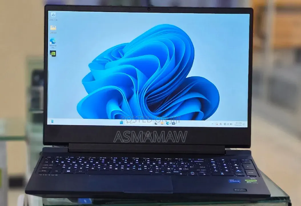 New Laptop HP Victus 15 16GB Intel Core i7 SSD 512GB