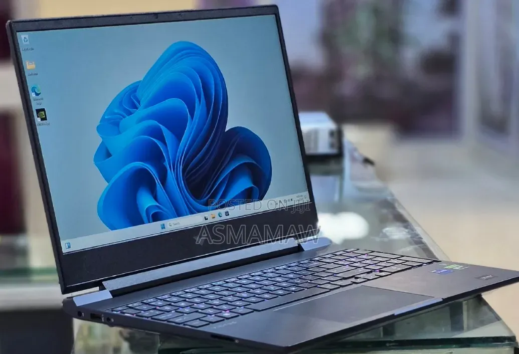 New Laptop HP Victus 15 16GB Intel Core i7 SSD 512GB