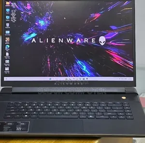 New Laptop Alienware M17x R2 16GB Intel Core i9 SSD 1T
