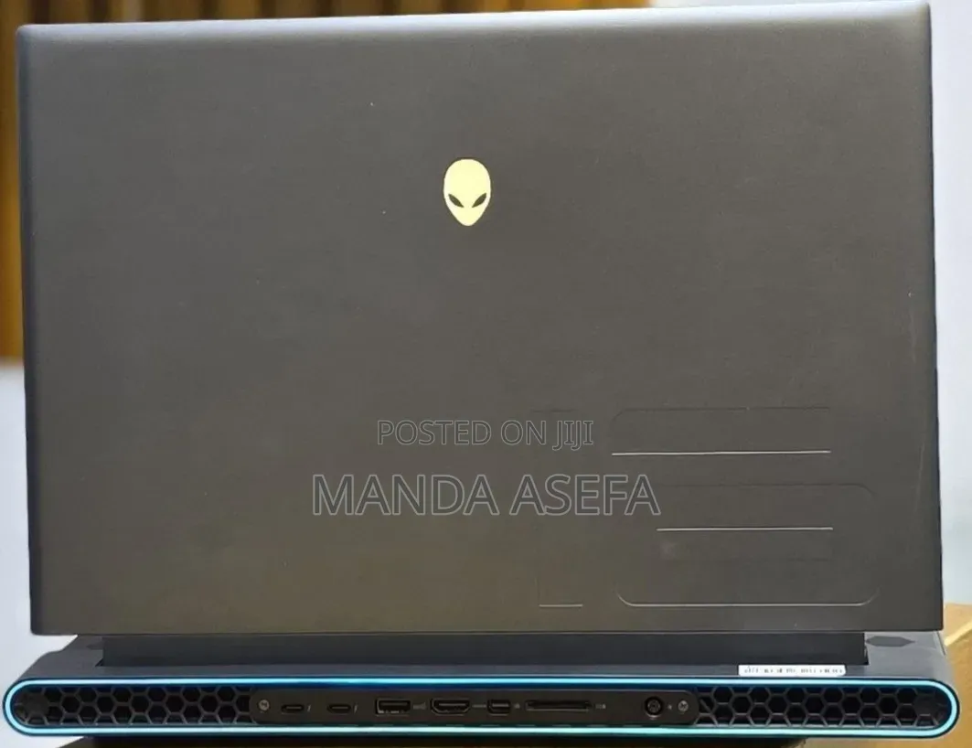 New Laptop Alienware X16 r1 16GB Intel Core i9 SSD 1T
