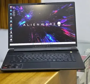 New Laptop Alienware M17x R2 16GB Intel Core i9 SSD 1T