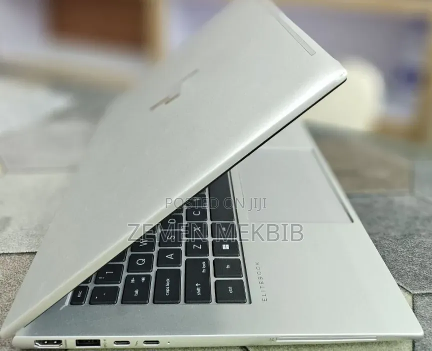 New Laptop HP EliteBook 840 G10 16GB Intel Core i5 SSD 512GB