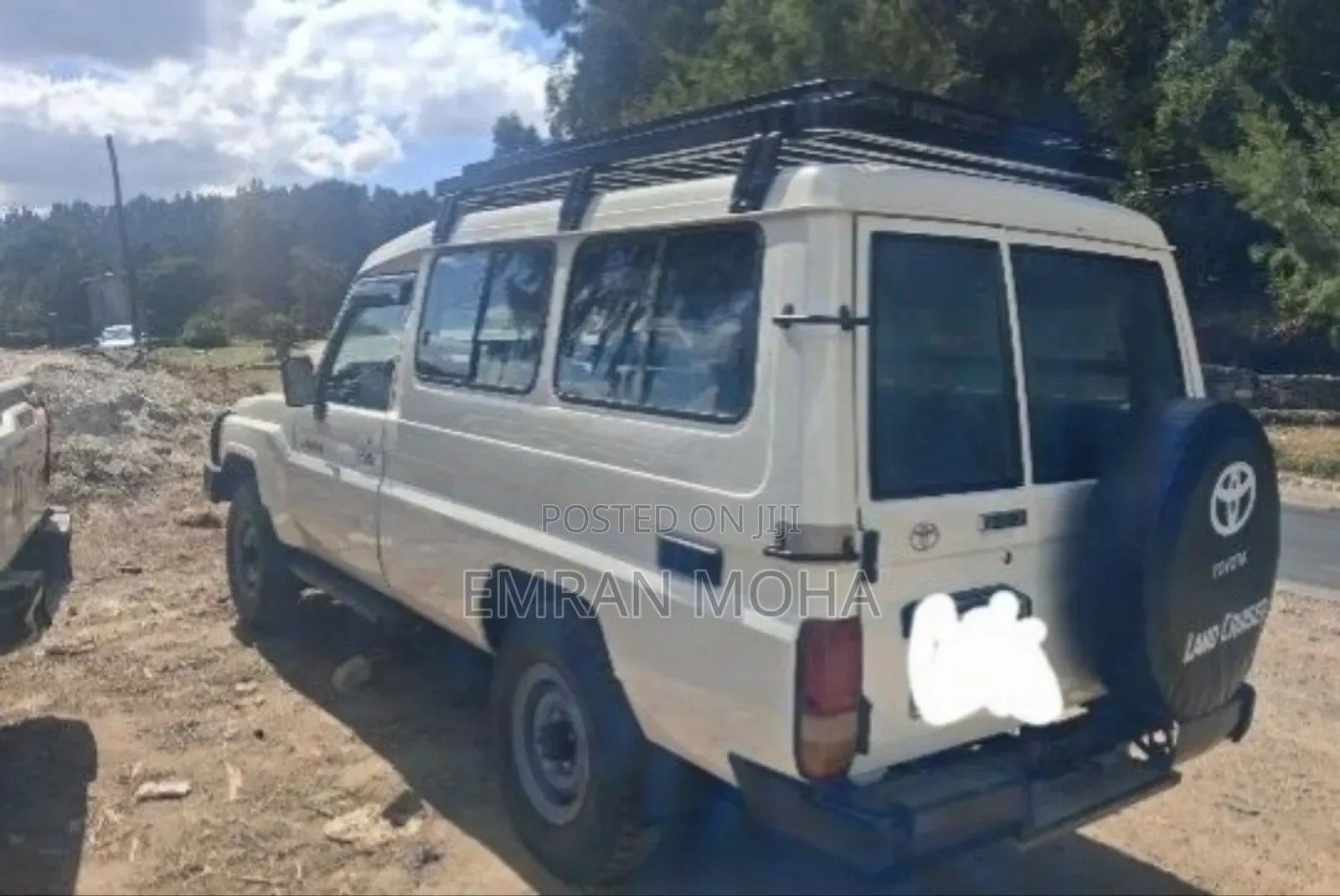 Toyota Land Cruiser 2007 White