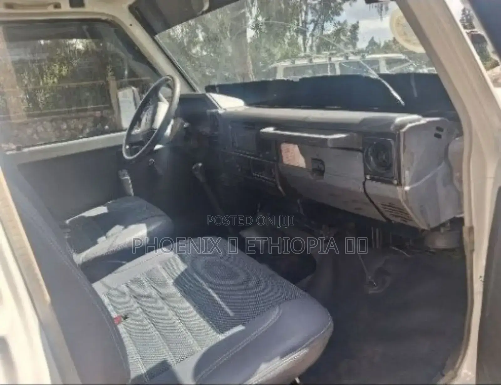 Toyota Land Cruiser 2007 White