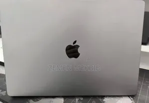New Laptop Apple MacBook Pro M1 32GB Apple M1 Pro SSD 1T