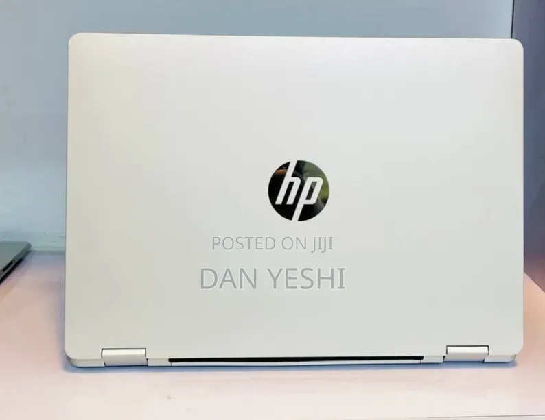New Laptop HP OmniBook 5 Flip 16GB Intel Core 7 SSD 512GB