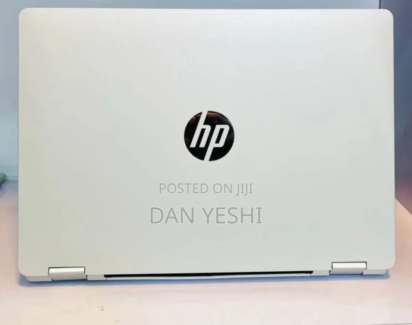 New Laptop HP OmniBook 5 Flip 16GB Intel Core 7 SSD 512GB