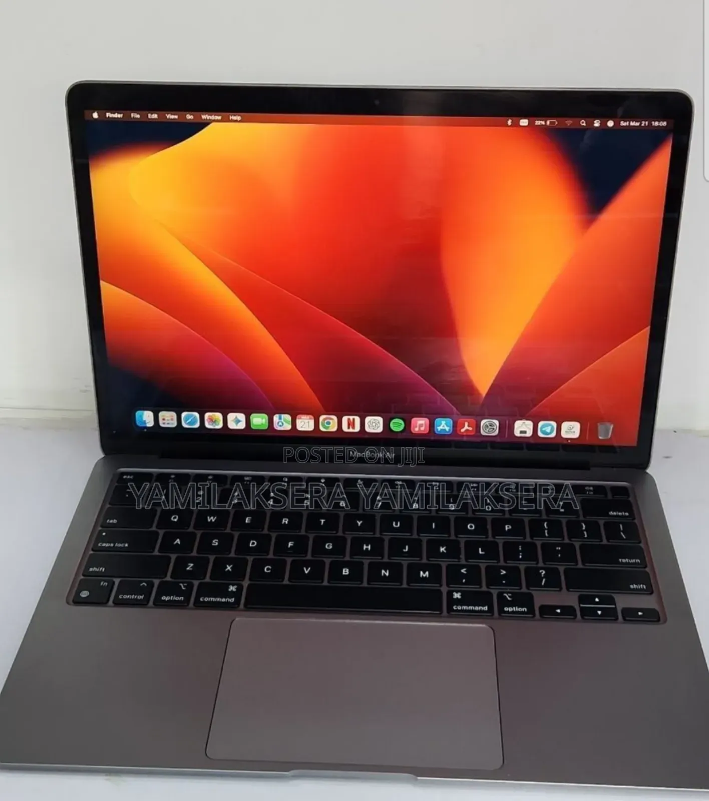 New Laptop Apple MacBook Air 2020 M1 8GB Apple M1 SSD 256GB