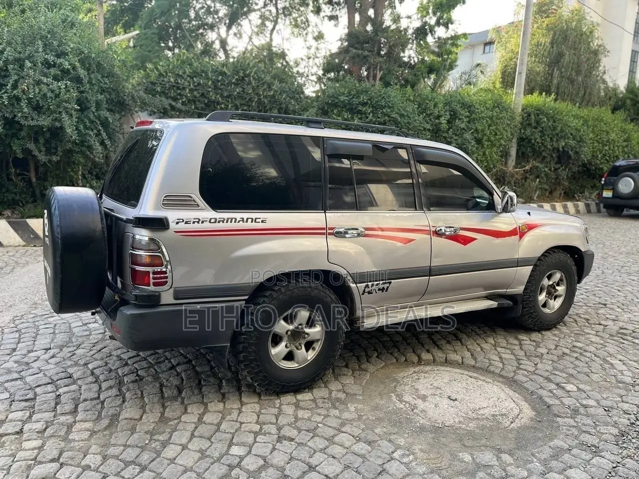 Toyota Land Cruiser 2000 Silver