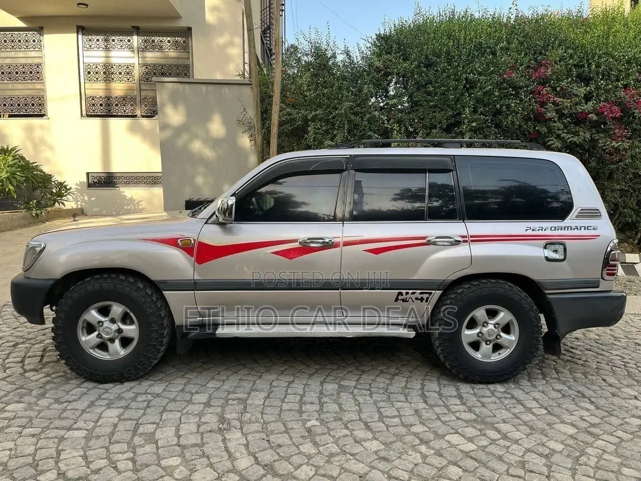 Toyota Land Cruiser 2000 Silver