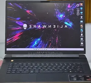 New Laptop Alienware X16 r1 16GB Intel Core i9 SSD 1T