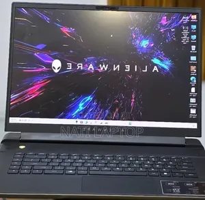 New Laptop Alienware X16 r1 16GB Intel Core i9 SSD 1T