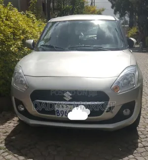 Suzuki Swift 2021 Silver
