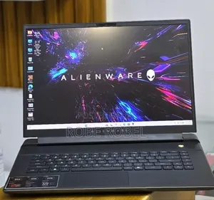 New Laptop Alienware X16 r1 16GB Intel Core i9 SSD 1T