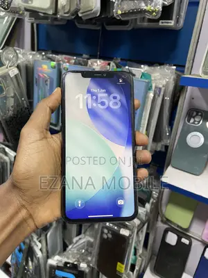 Apple iPhone 11 Pro Max 64 GB Black