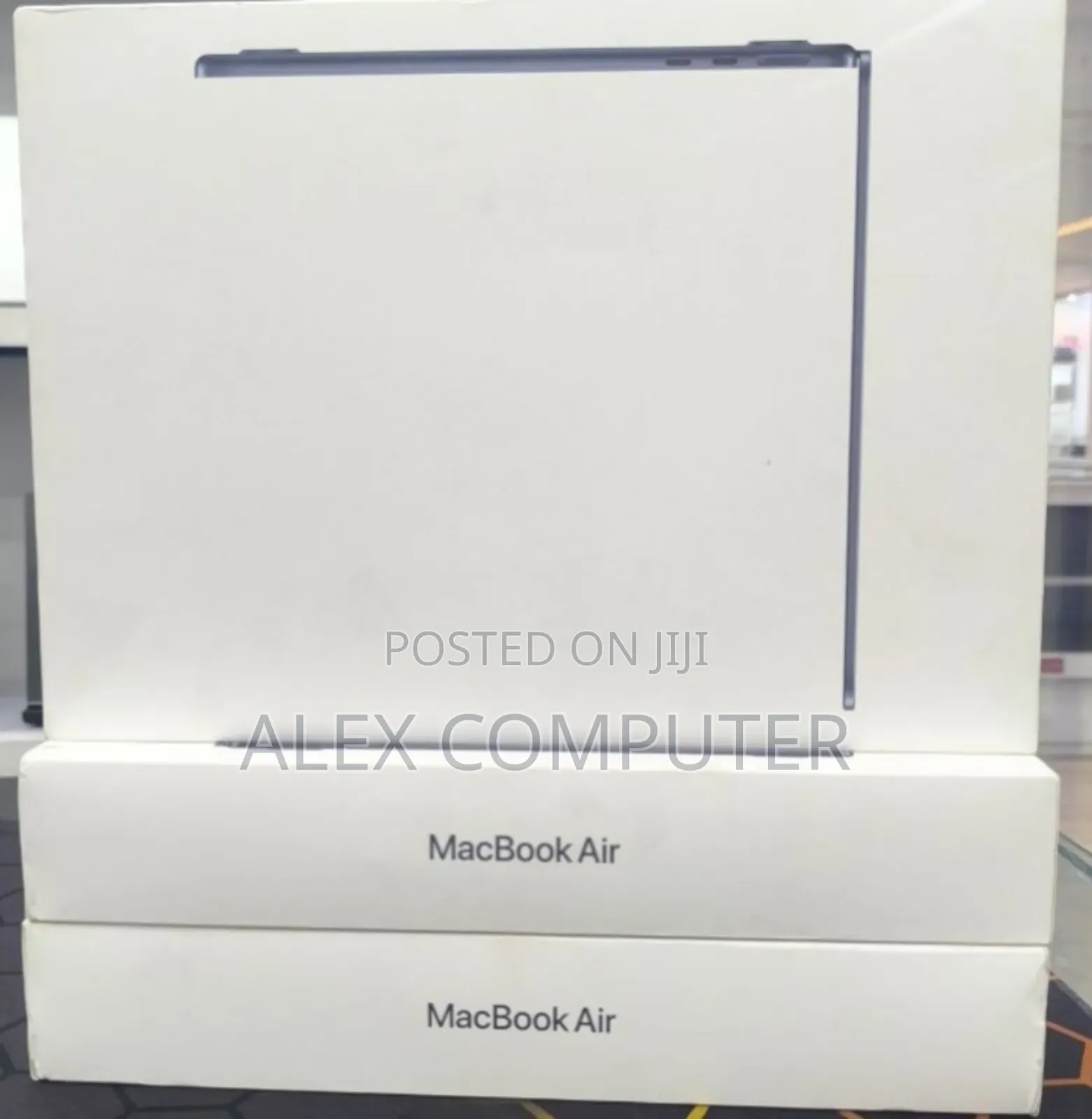 New Laptop Apple MacBook Air 2026 M5 13-inch 16GB Apple M5 SSD 512GB