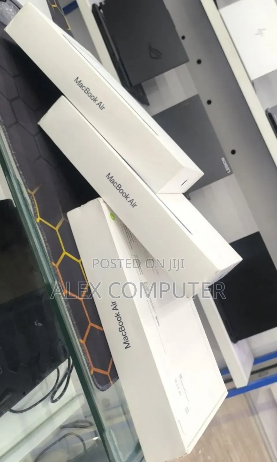 New Laptop Apple MacBook Air 2026 M5 13-inch 16GB Apple M5 SSD 512GB