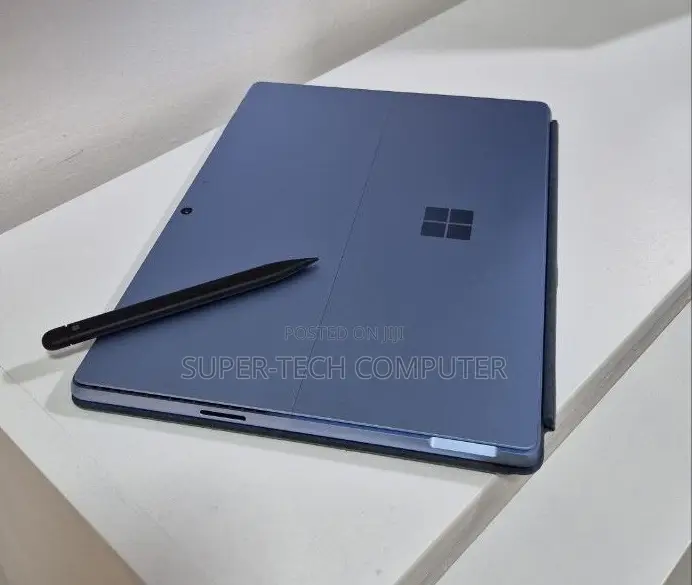 New Microsoft Surface Pro 11th Edition, a Copilot+ PC 16GB SSD 512GB