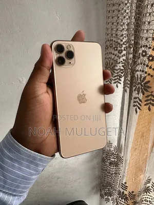 Apple iPhone 11 Pro Max 64 GB Gold
