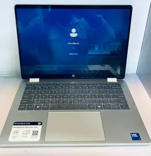 New Laptop HP OmniBook 5 14" 16GB Intel Core 7 SSD 512GB