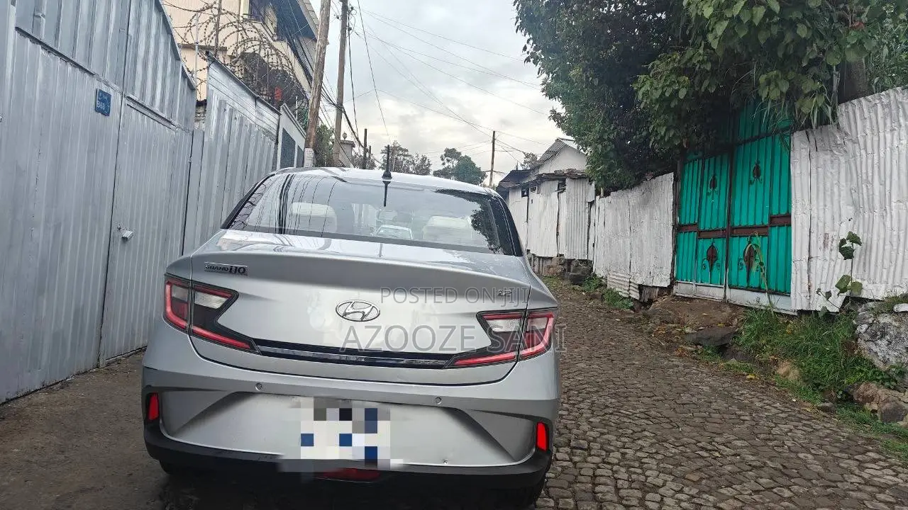 Hyundai I10 2022 Silver