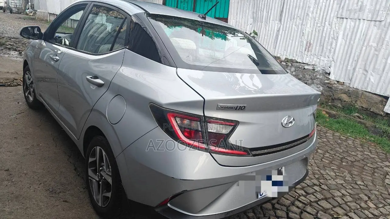 Hyundai I10 2022 Silver