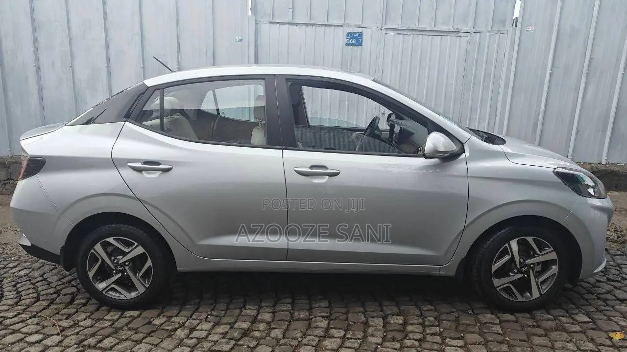 Hyundai I10 2022 Silver