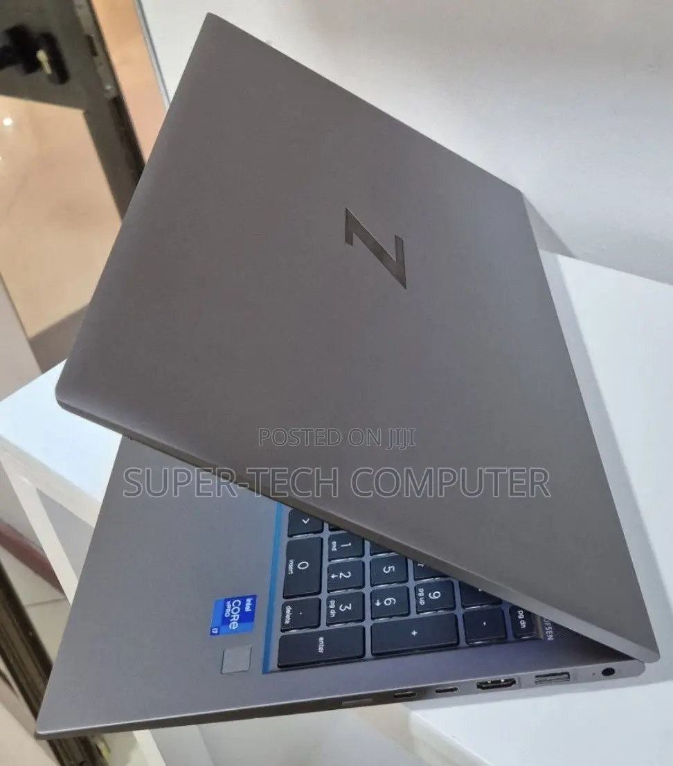New Laptop HP ZBook Fury 15 G8 16GB Intel Core i7 SSD 512GB