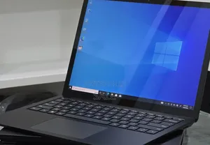 New Laptop Microsoft Surface 16GB Intel Core i7 SSD 512GB
