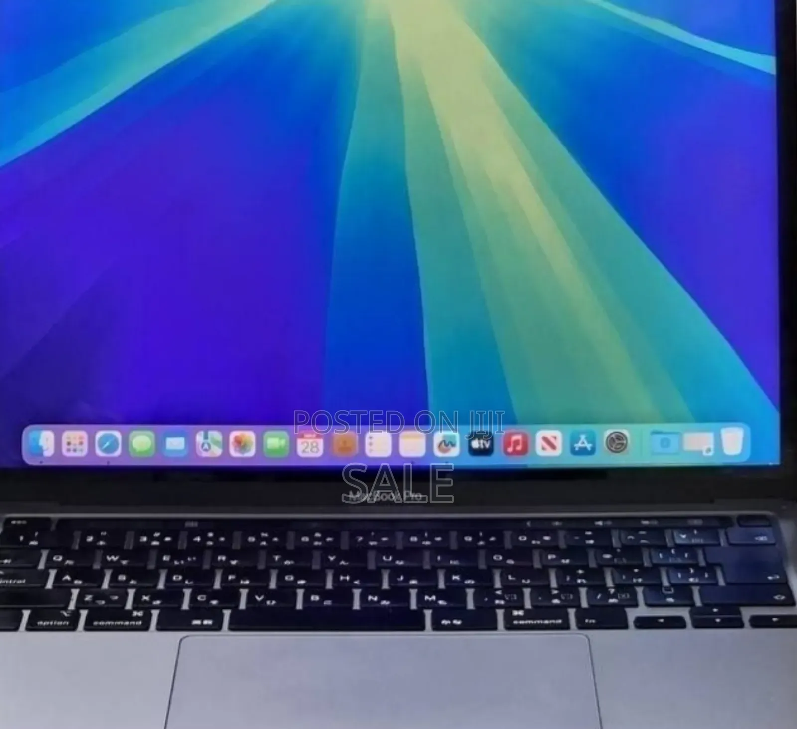 New Laptop Apple MacBook Pro 2020 8GB Intel Core i5 SSD 512GB